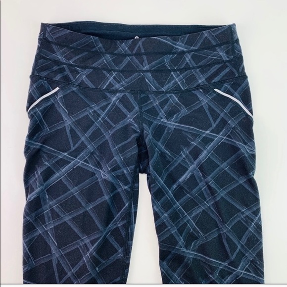 Athleta Relay Reflective Mesh Cropped Legging - Picture 6 of 10